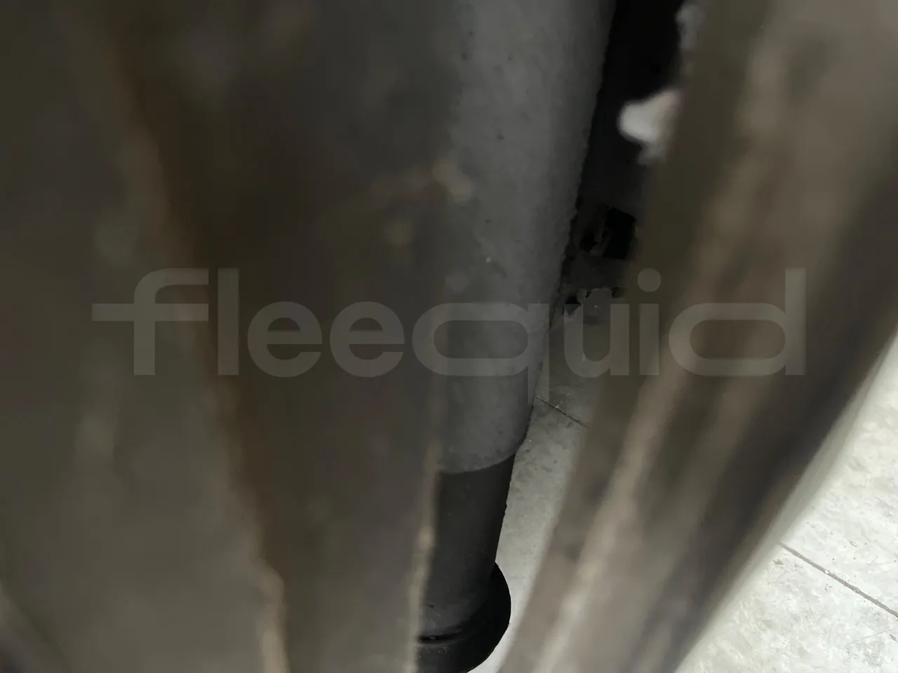 Volvo Urbis B9TL/ Euro 4 - 193 Kw - 12 Mt - axle 2 shock absorbers 1 right