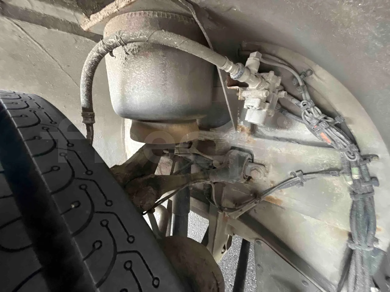 Mercedes-Benz Citaro O 530 LE - Euro 5 - 220 kW - 12.040 mt - front brake calipers right