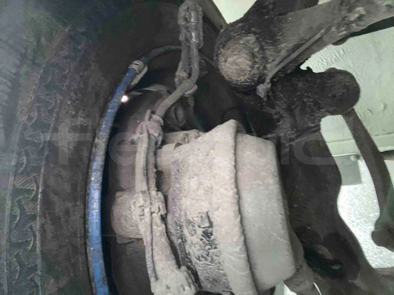 Mercedes-Benz Citaro O 530 LE - Euro 5 - 220 kW - 12.040 mt - front axle right side