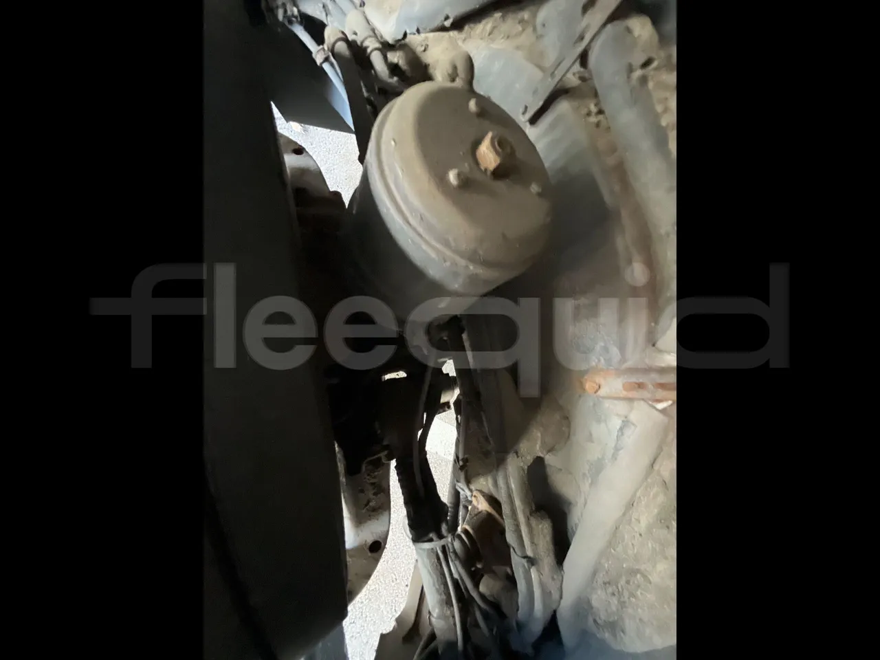 Volvo G891H L291LH24J8100 / Euro 6 - 177 Kw - 18.750 Mt - axel 3 shock absorbers 2 left
