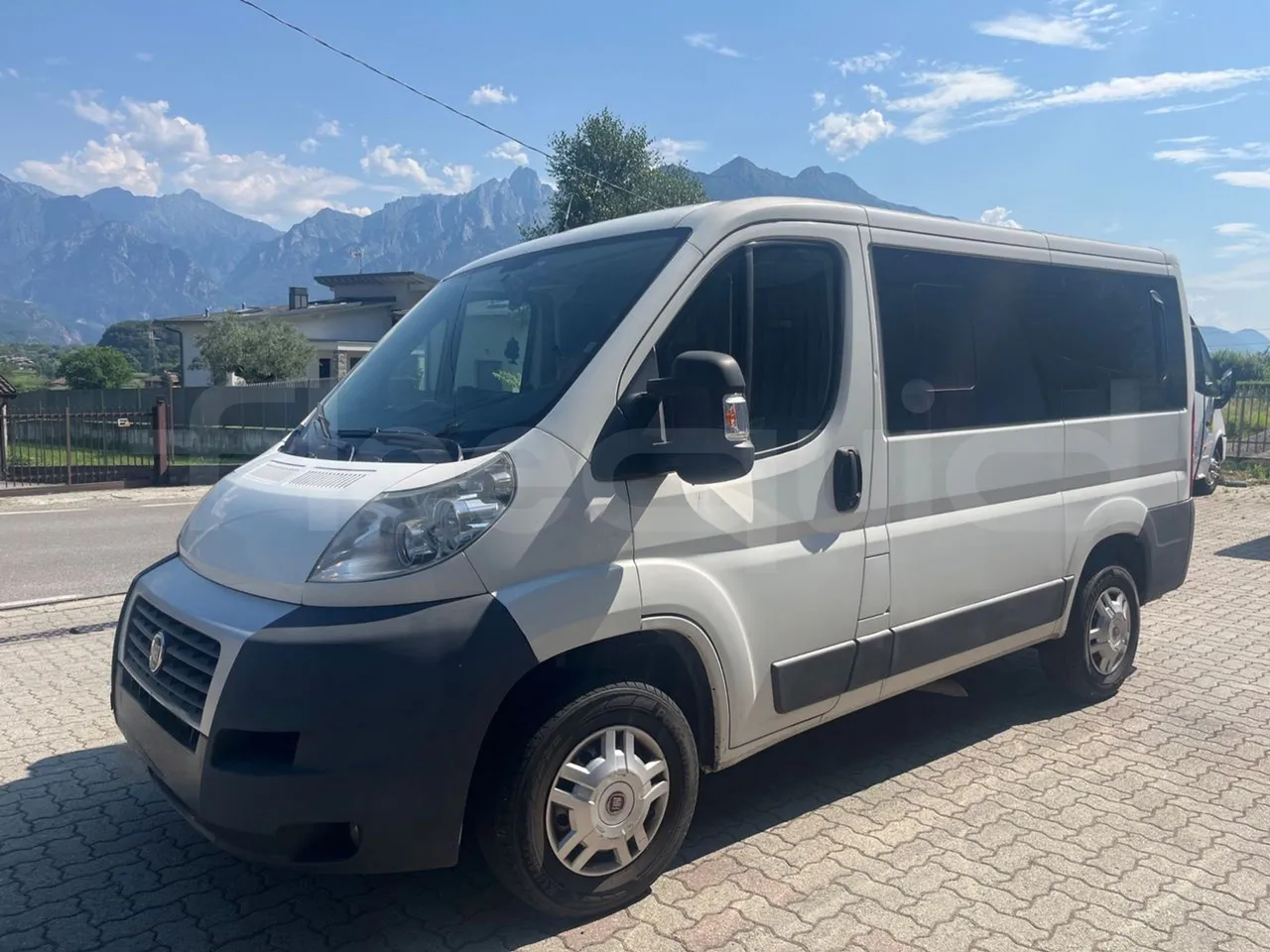 Fiat Ducato 250AMMPA/ Euro 5 - 96 Kw - 4.963 Mt - 3/4 front left (mandatory for bus to scrap)