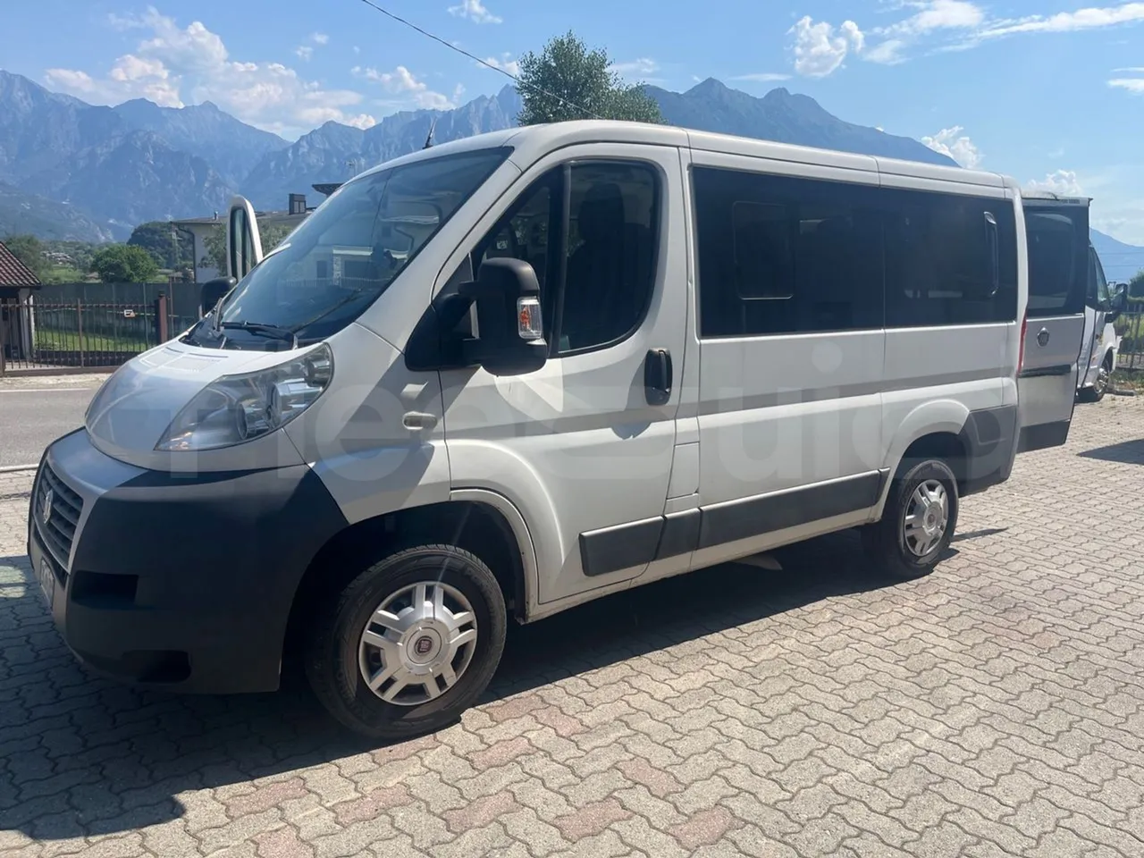 Fiat Ducato 250AMMPA/ Euro 5 - 96 Kw - 4.963 Mt - rear hatch closed