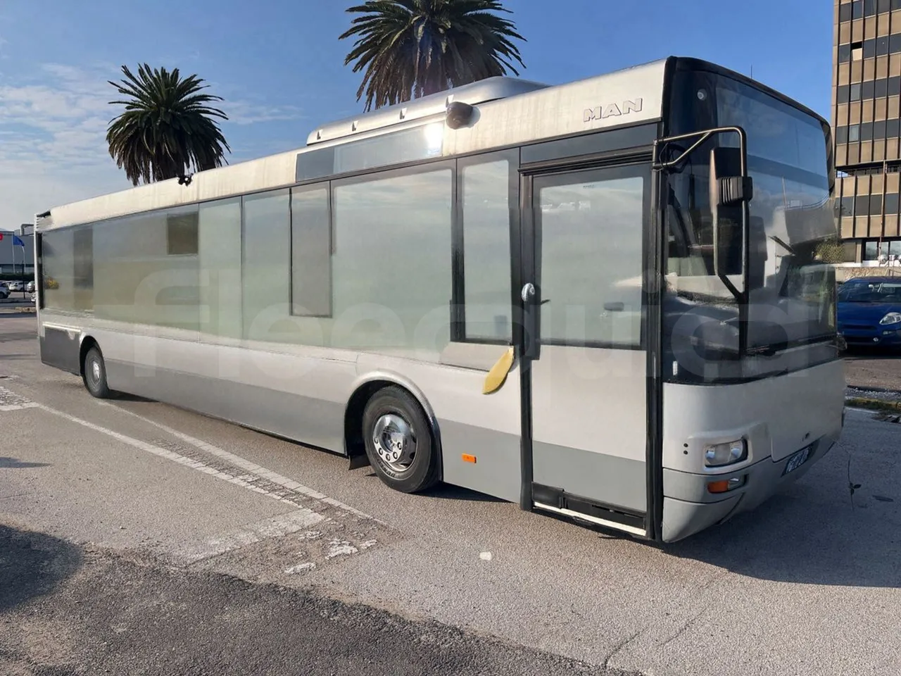 Man Lion's Classic A78 - Base cover photo