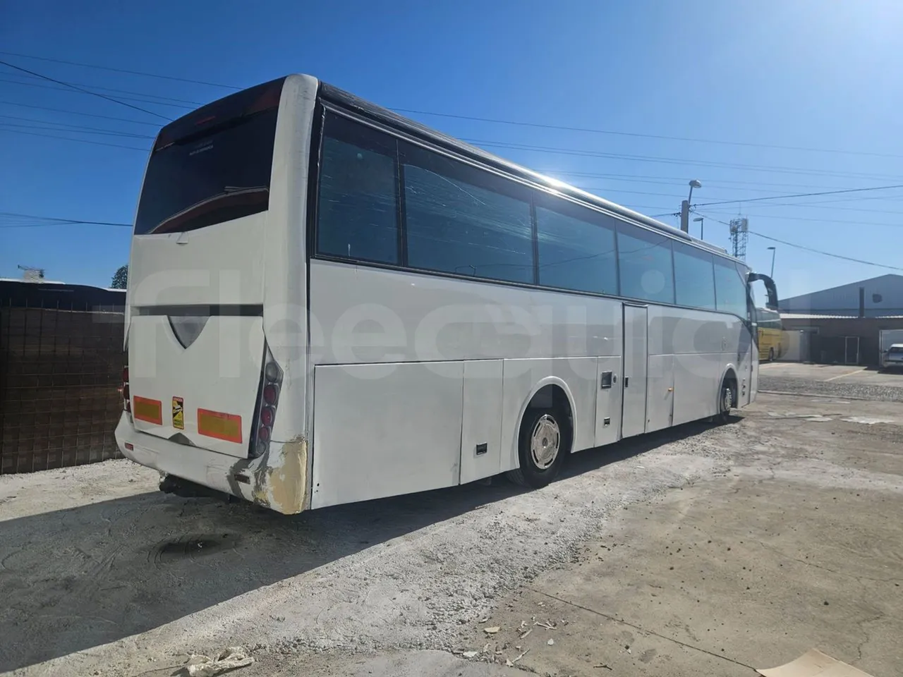 Man 18.463 HOCL Ratio - EUR4/338Kw/12.92Mt - 3/4 right rear doors closed