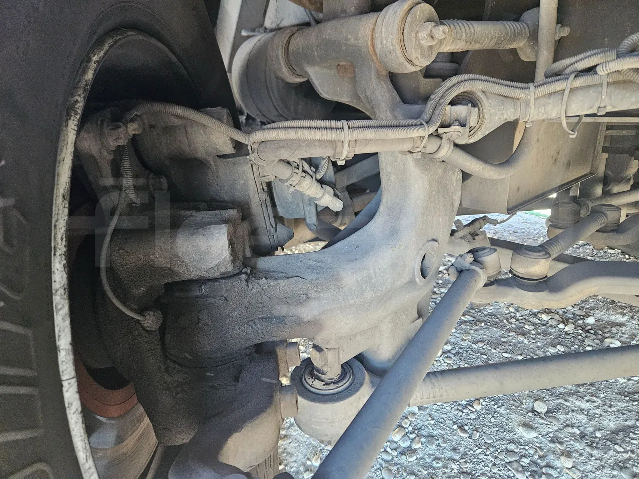 Man 18.463 HOCL Ratio - EUR4/338Kw/12.92Mt - front brake calipers right