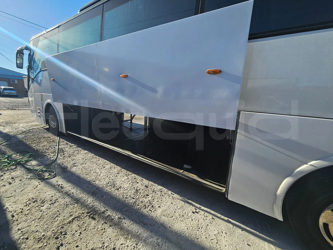 Man 18.463 HOCL Ratio - EUR4/338Kw/12.92Mt - luggage rack photo
