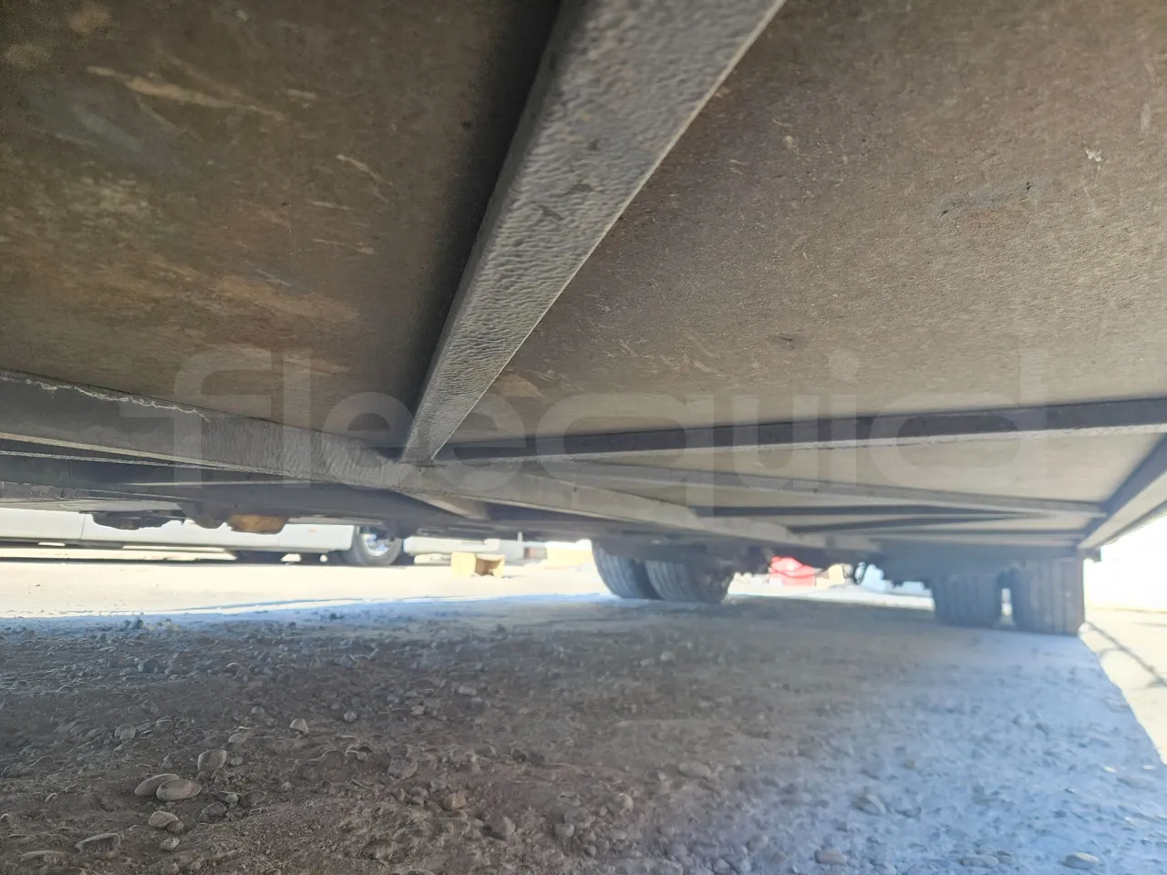 Man 18.463 HOCL Ratio - EUR4/338Kw/12.92Mt - central undercarriage photo