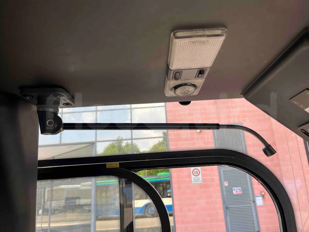 Solaris Urbino - driver microphone accessories photo