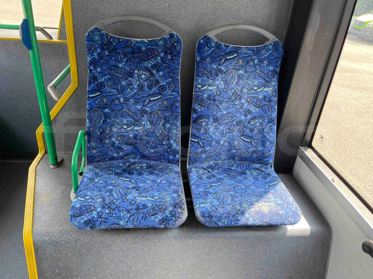 Solaris Urbino - single seat detail