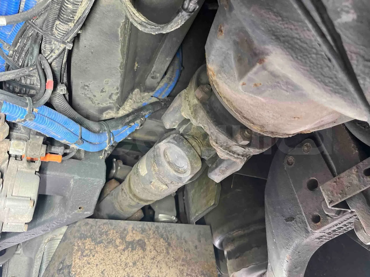 Solaris Urbino - driveshaft photo