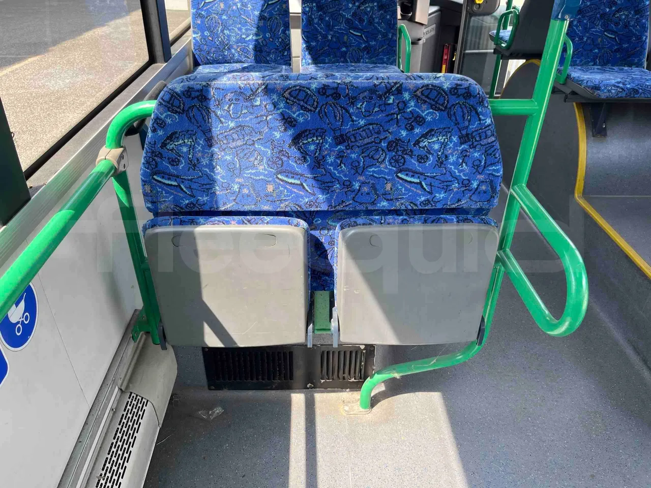 Solaris Urbino - folding seat photo