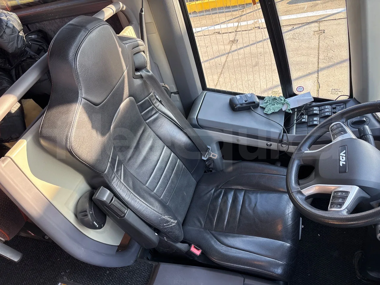Vdl Futura FHD2 129/300 - EUR6 - 300kW - driver's seat photo