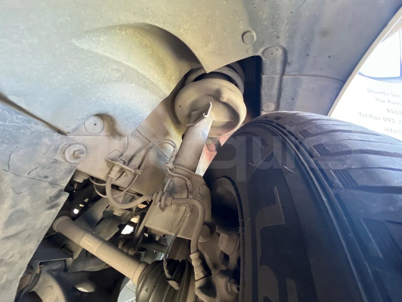 Opel Movano N4UE - 120 kwh - EURO5 - 6,198m - front shock absorbers left