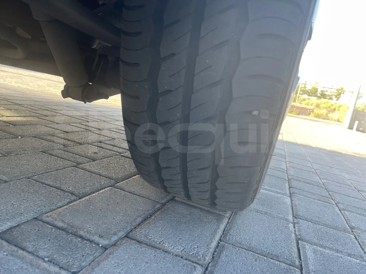 Opel Movano N4UE - 120 kwh - EURO5 - 6,198m - tread condition front tires left
