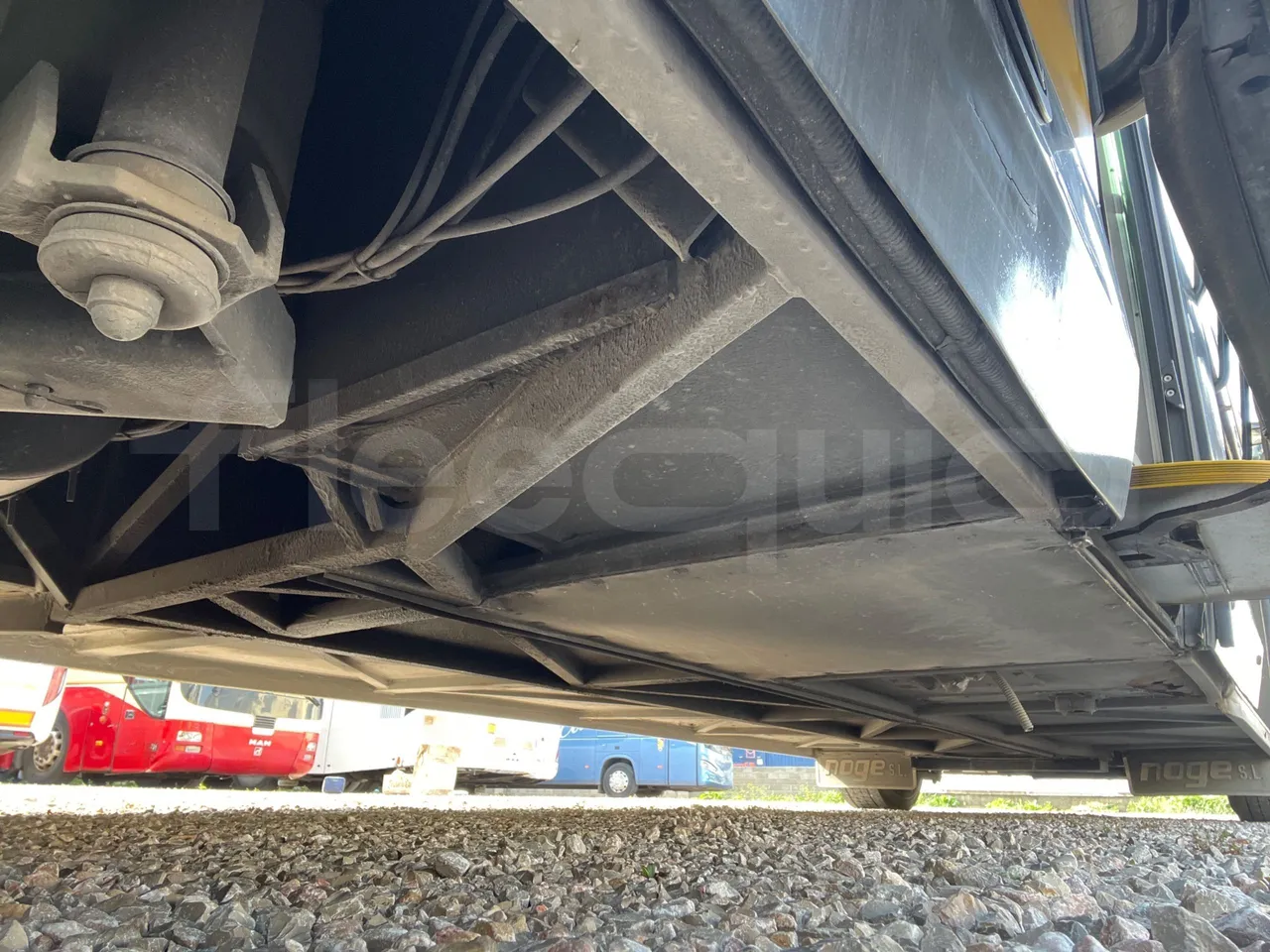 Scania Noge Titanium 12B6X2 - Euro 4 - 309 kW -  13.980 mt - axel 3 caliper brakes left