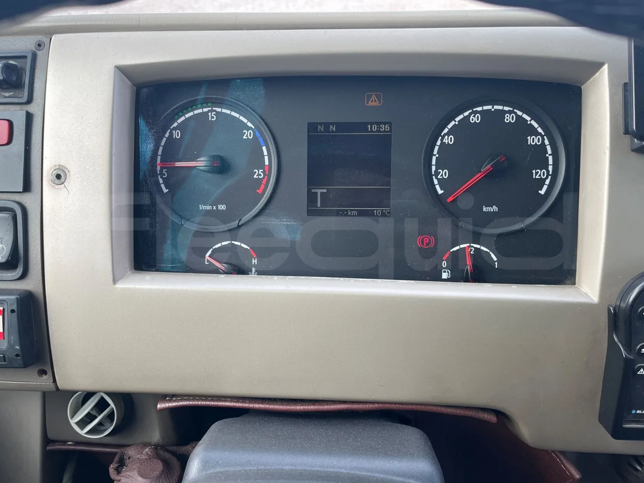 Scania Noge Titanium 12B6X2 - Euro 4 - 309 kW -  13.980 mt - dashboard lights on