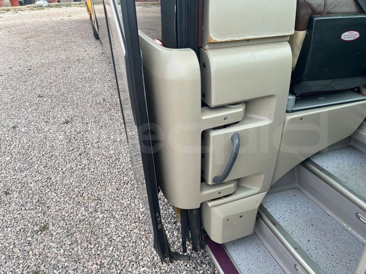 Scania Noge Titanium 12B6X2 - Euro 4 - 309 kW -  13.980 mt - door mechanism photo