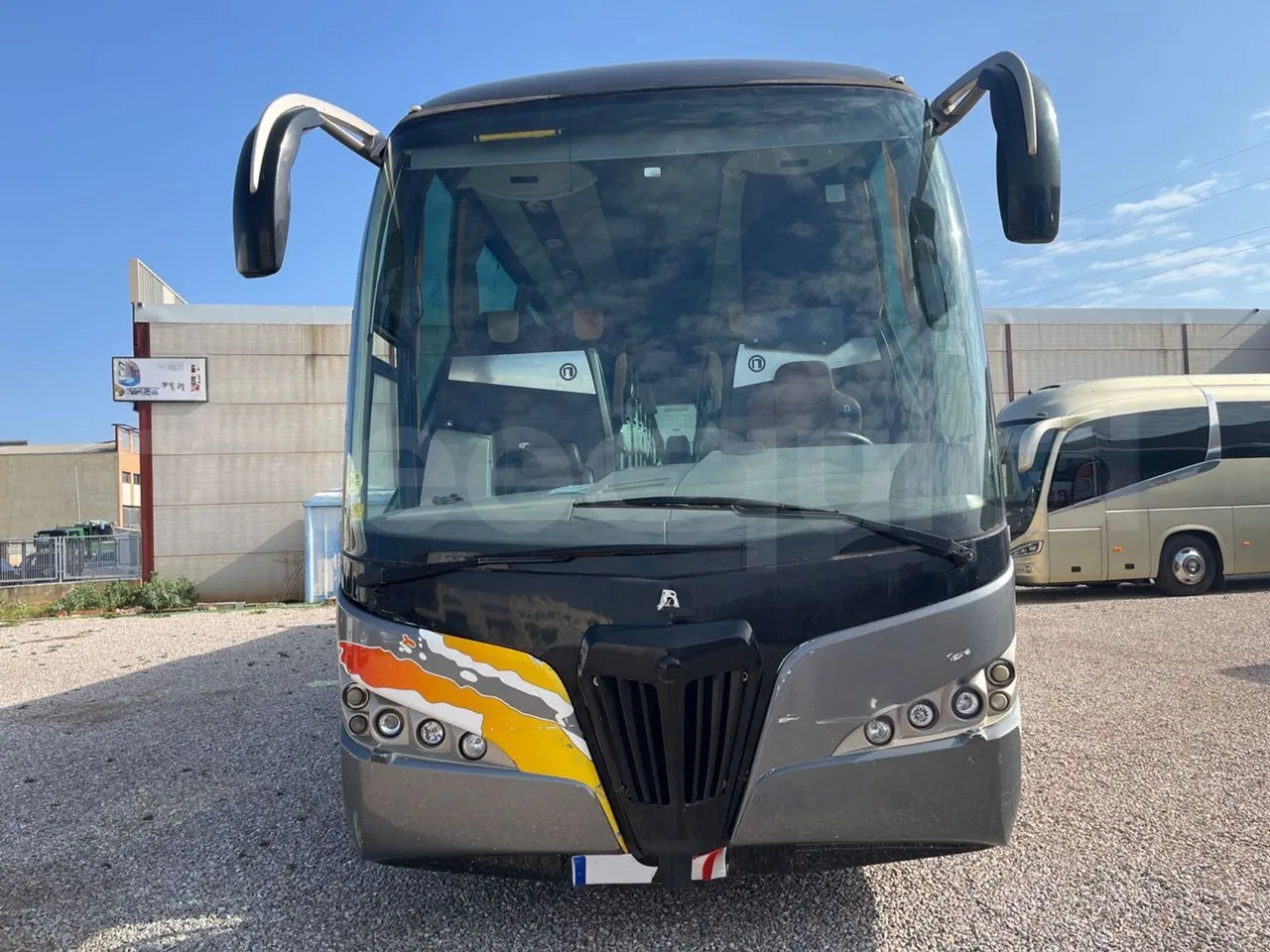 Scania Noge Titanium 12B6X2 - Euro 4 - 309 kW -  13.980 mt - front photo