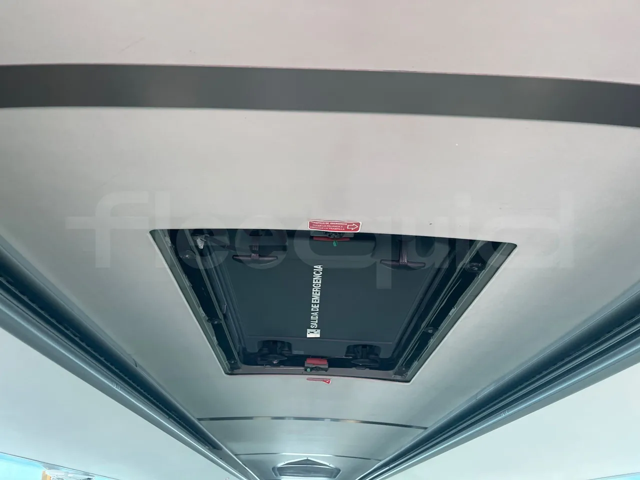 Scania Noge Titanium 12B6X2 - Euro 4 - 309 kW -  13.980 mt - roof hatch 1