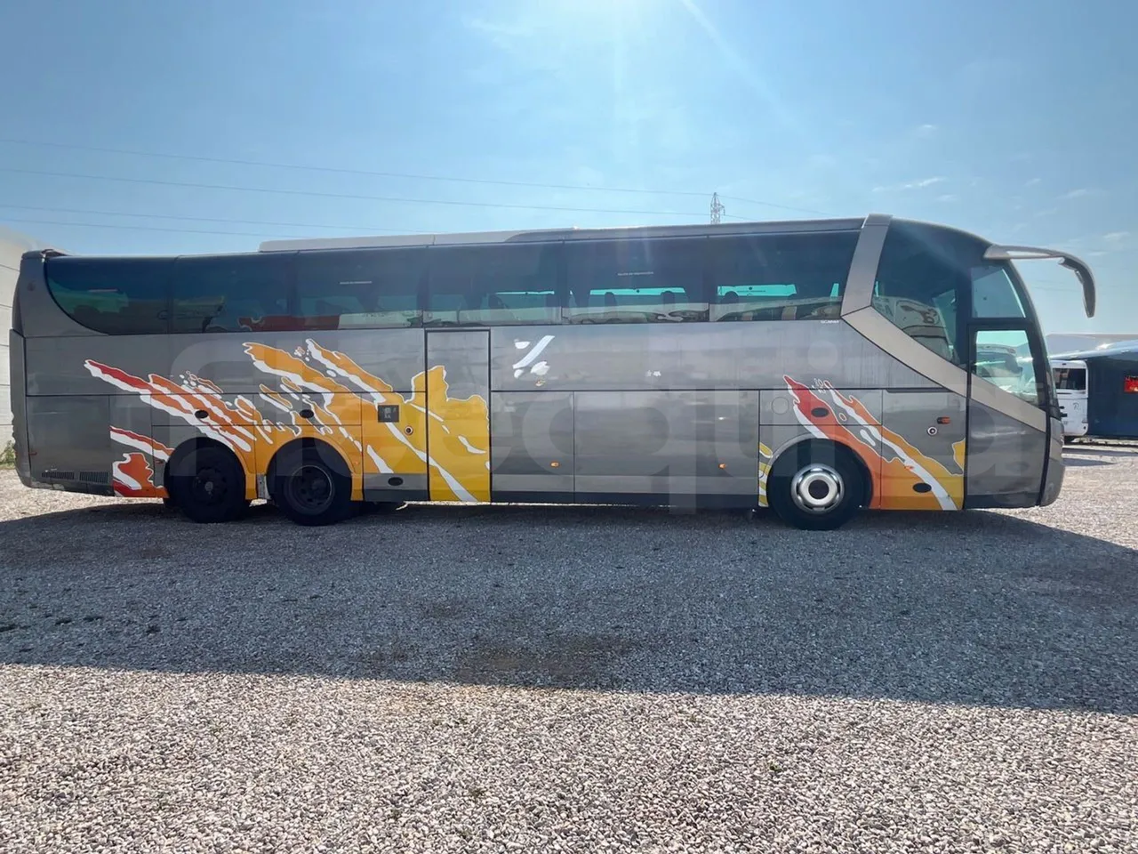 Scania Noge Titanium 12B6X2 - Euro 4 - 309 kW -  13.980 mt - right side doors open