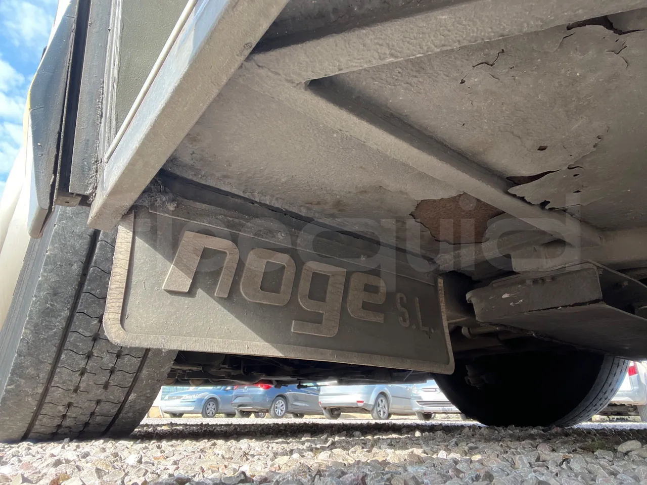 Scania Noge Titanium 12B6X2 - Euro 4 - 309 kW -  13.980 mt - central undercarriage photo