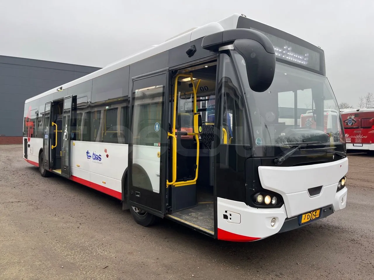 Vdl Citea LLE-120/255 405E1 - Euro6 - 182kW - 11.980mt - 3/4 right front doors open