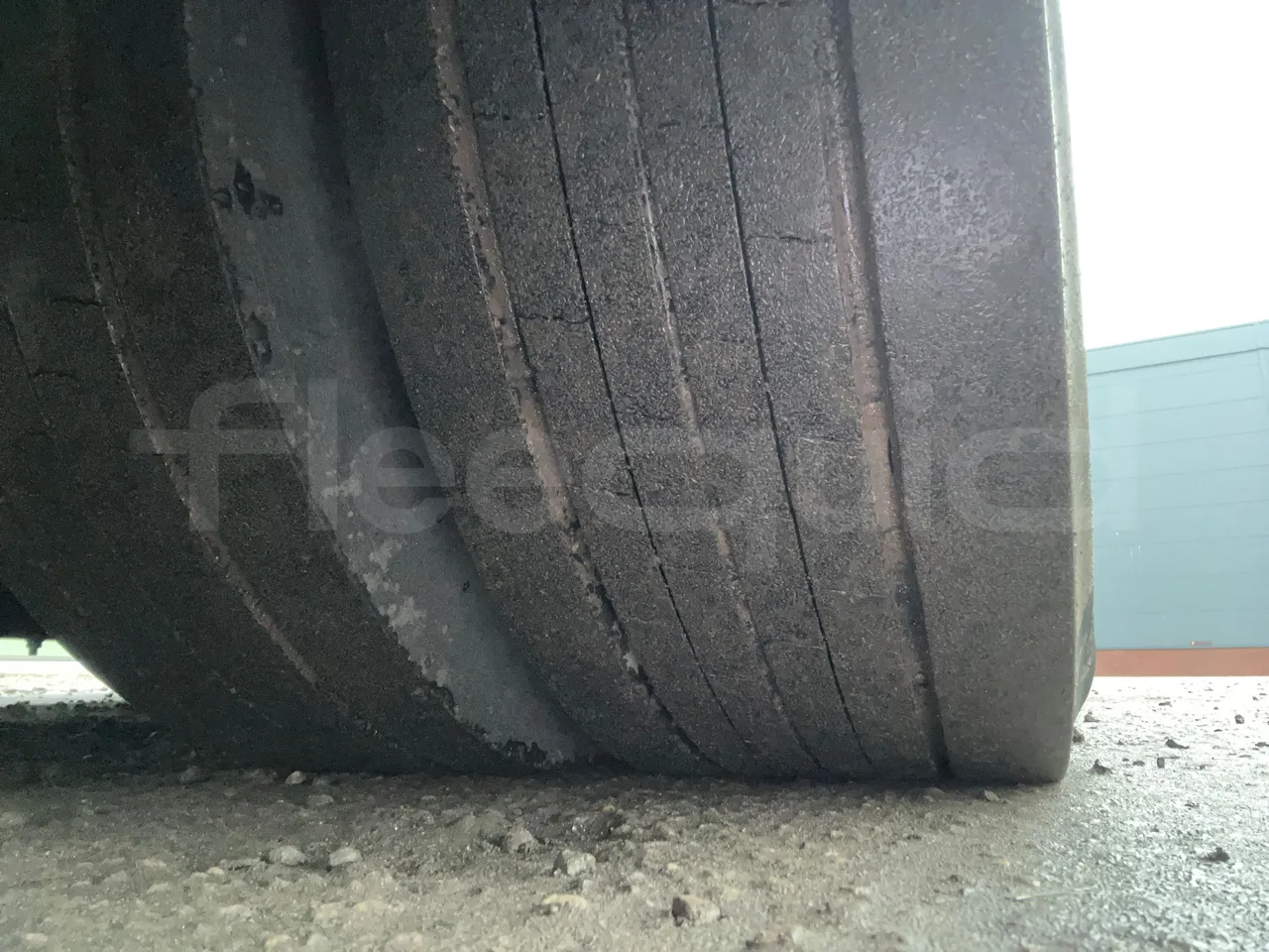Vdl Citea LLE-120/255 405E1 - Euro6 - 182kW - 11.980mt - tread condition front tires right