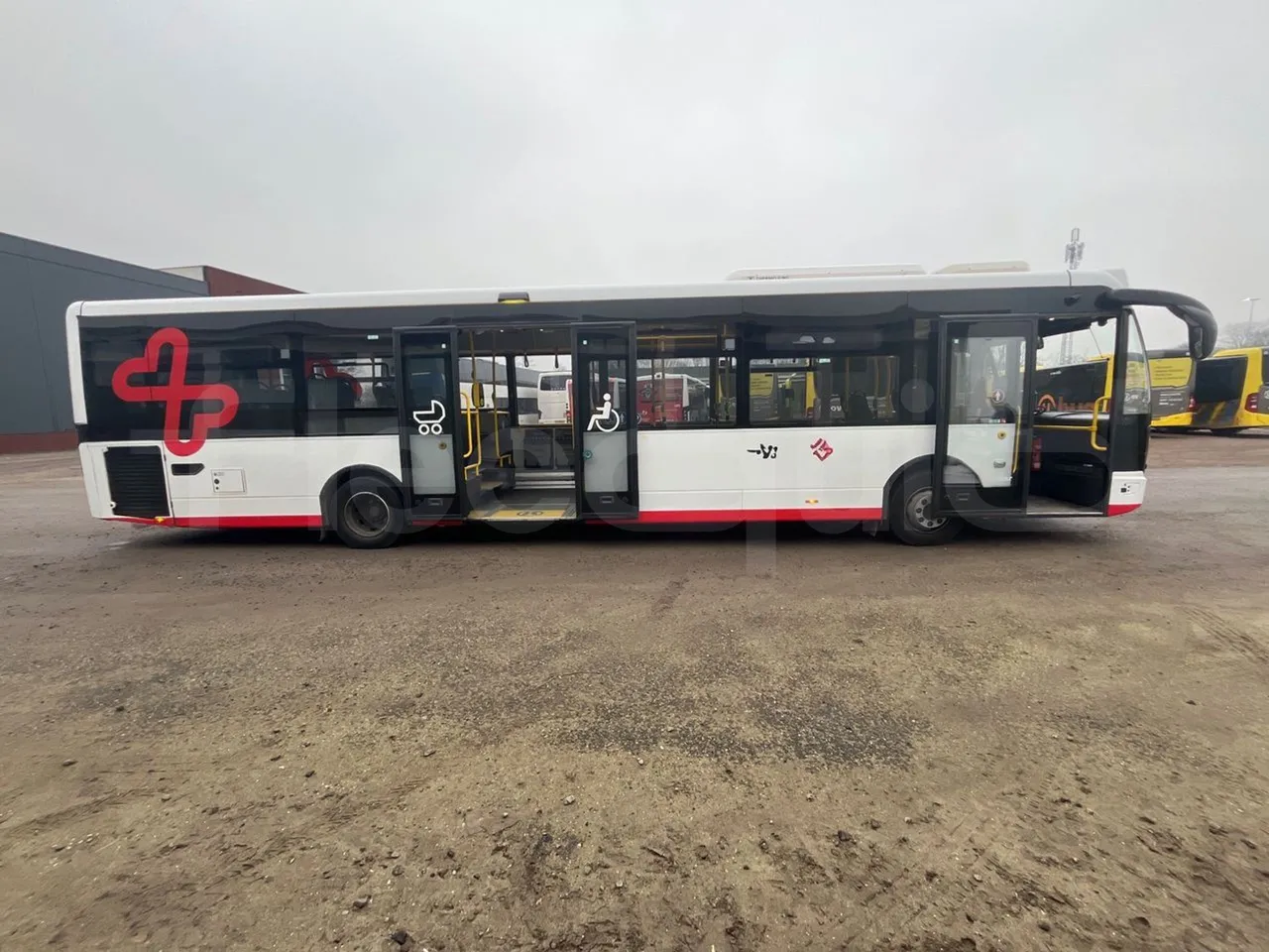 Vdl Citea LLE-120/255 405E1 - Euro6 - 182kW - 11.980mt - right side doors open