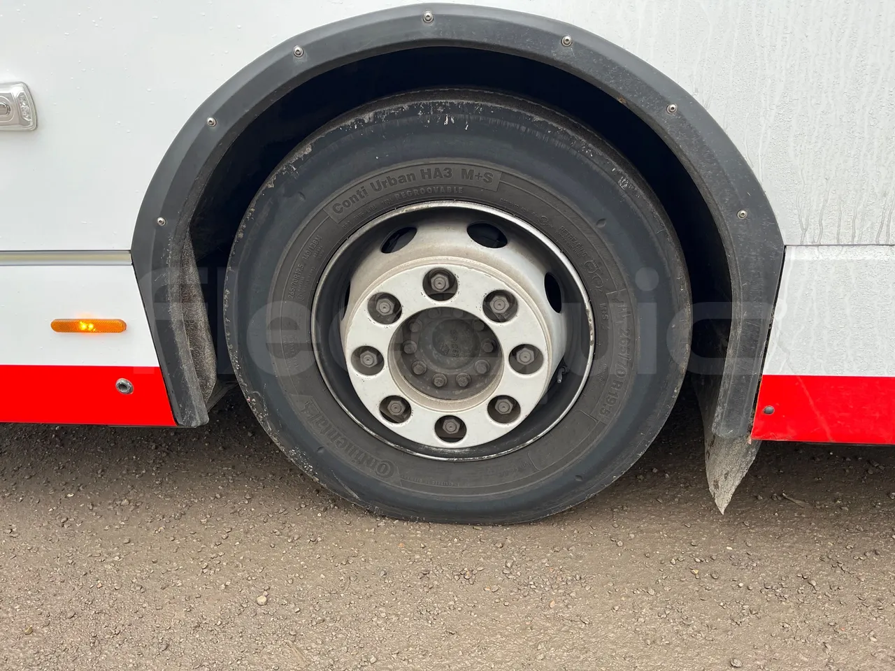 Vdl Citea LLE-120/255 405E1 - Euro6 - 182kW - 11.980mt - rear left tire photo