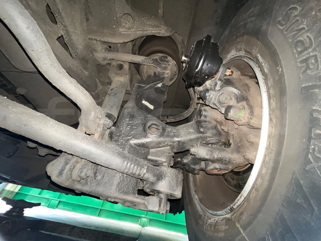 Neoplan JETLINER B274600 - Euro6 - 294kW - 13mt - front shock absorbers right