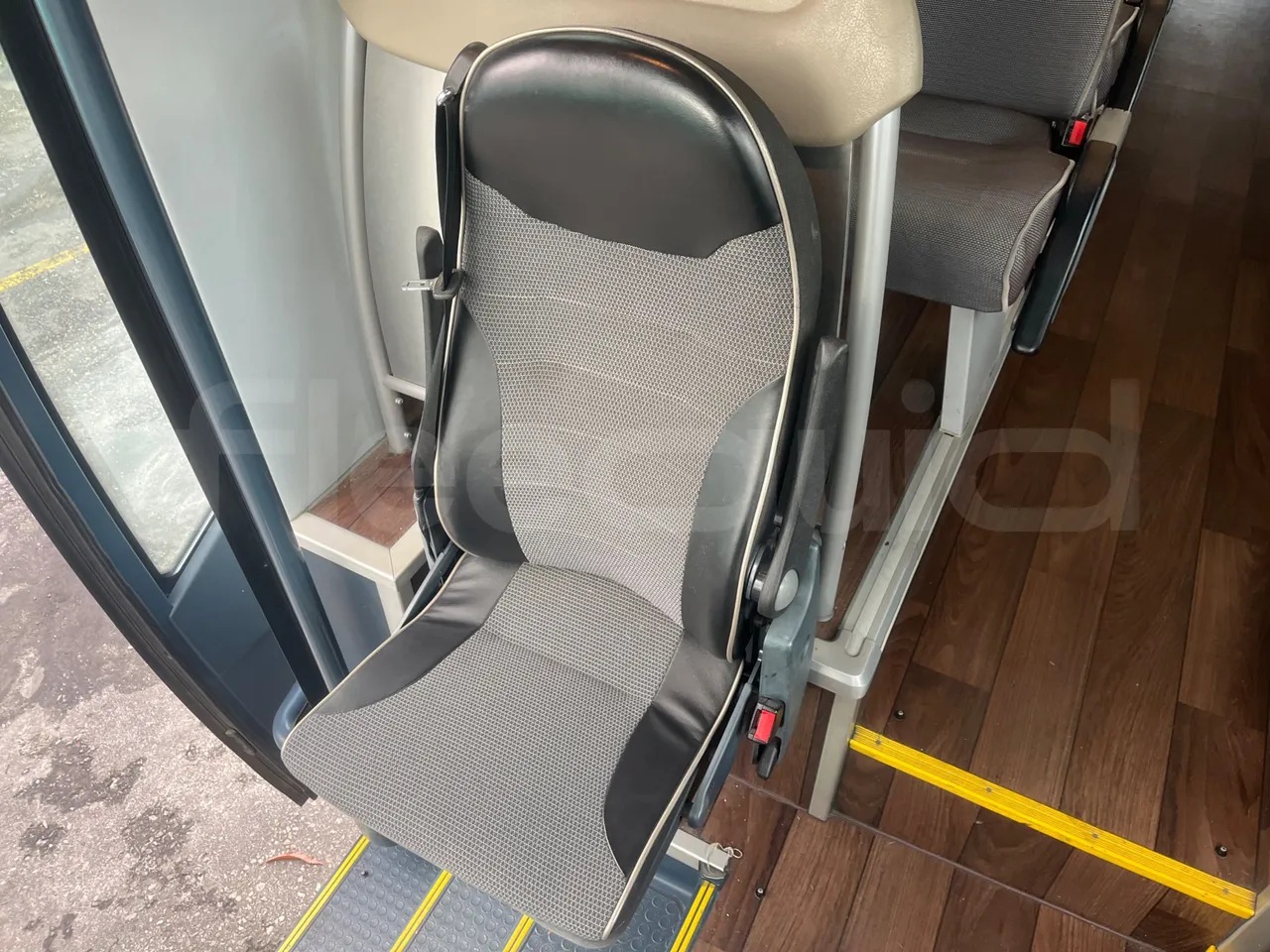 Neoplan JETLINER B274600 - Euro6 - 294kW - 13mt - hostess seat photo