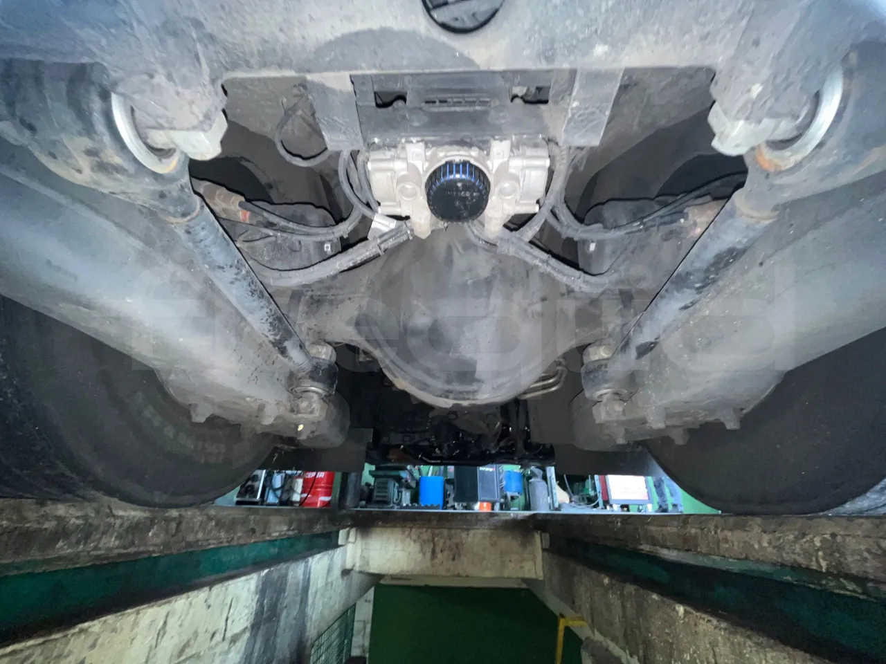 Neoplan JETLINER B274600 - Euro6 - 294kW - 13mt - axle 3 central