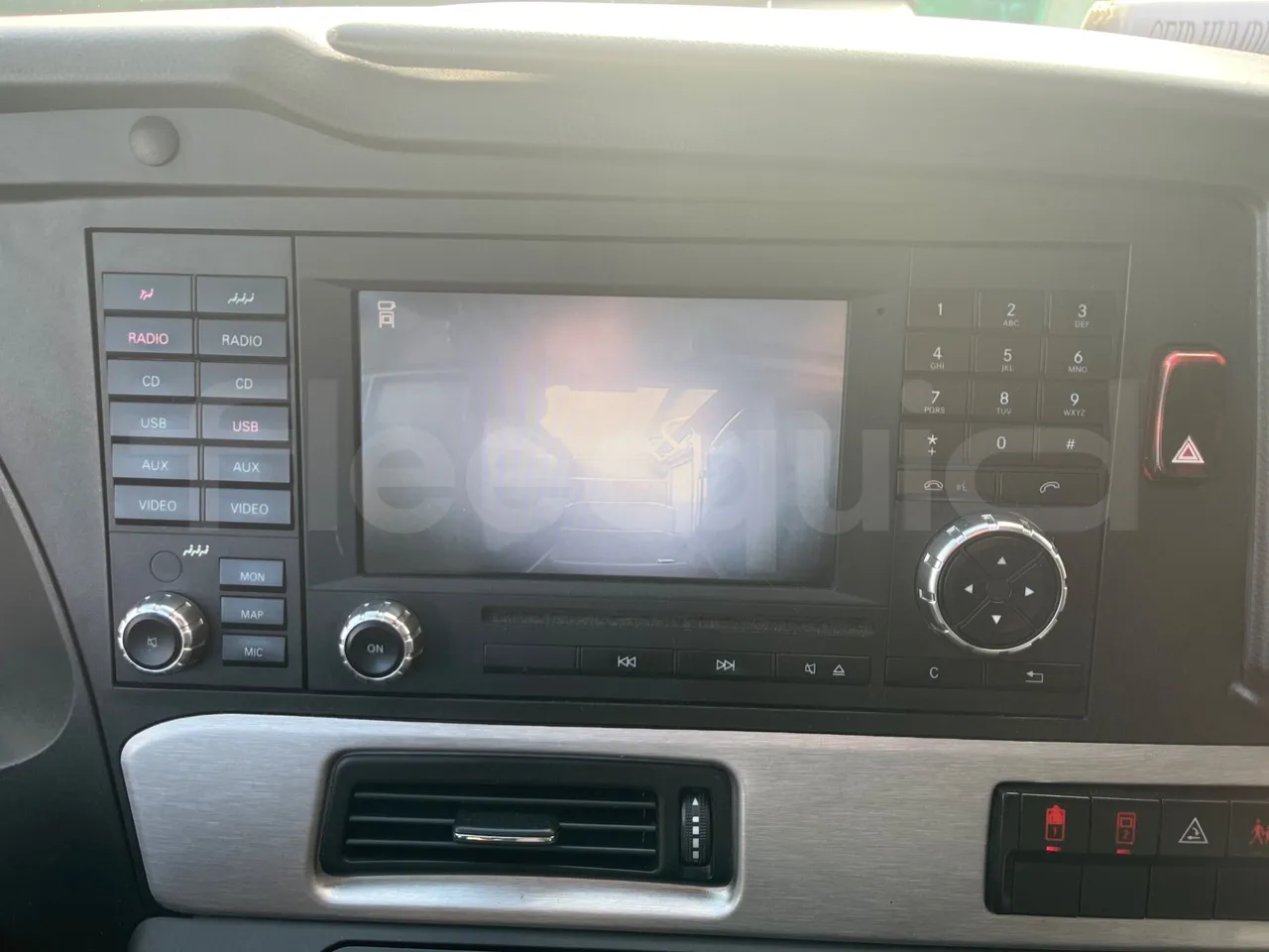 Setra S516 410 02 - EUR6 - 315kW - 13.115m - onboard devices 1