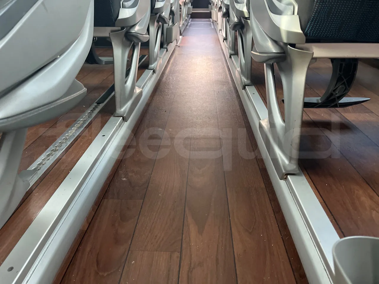 Setra S516 410 02 - EUR6 - 315kW - 13.115m - seat brackets photo