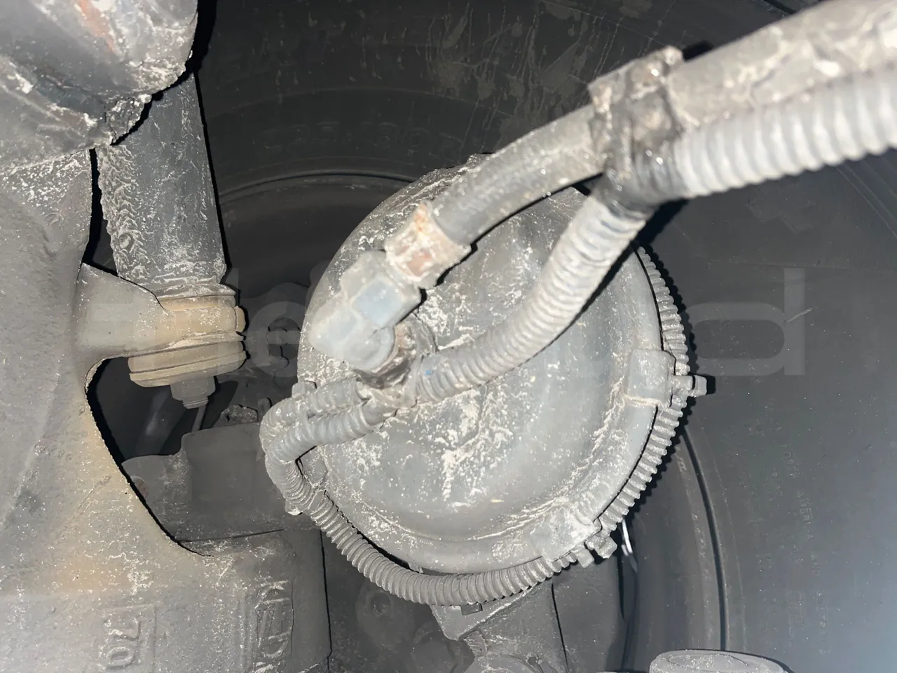 Setra S516 410 02 - EUR6 - 315kW - 13.115m - front brake calipers left