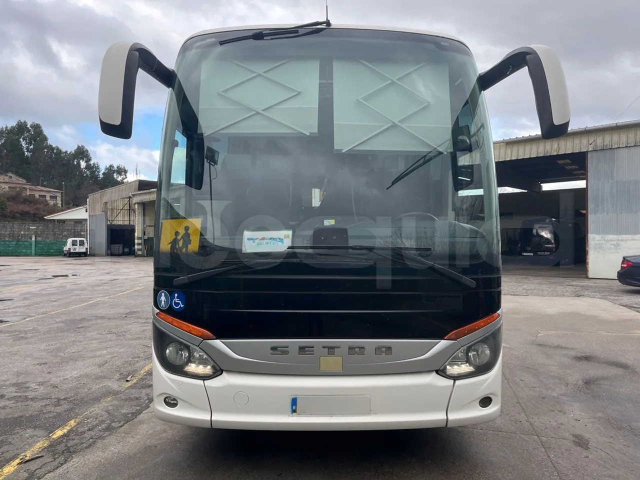 Setra S516 410 02 - EUR6 - 315kW - 13.115m - front photo