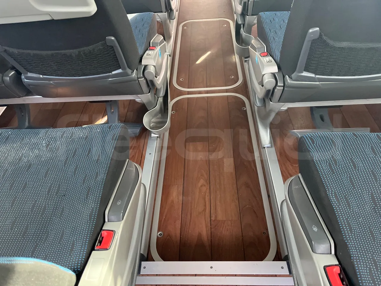 Setra S516 410 02 - EUR6 - 315kW - 13.115m - floor hatches photo