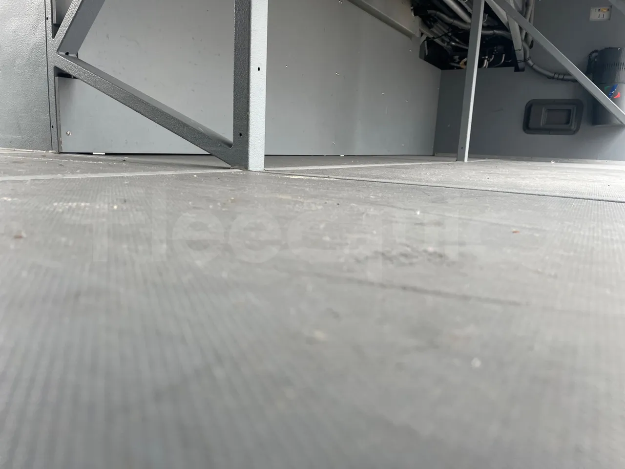 Setra S516 410 02 - EUR6 - 315kW - 13.115m - under carpet photo