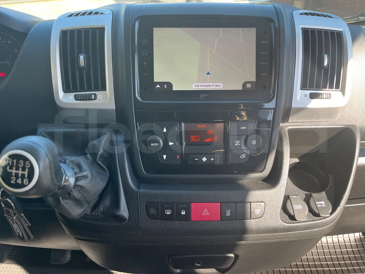 Fiat Ducato 250CENRC HE9RT - Euro 6 - 103 kW - 5.998 mt - radio accessories photo