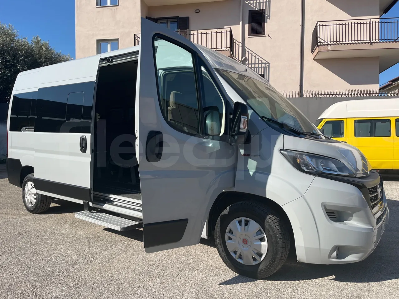 Fiat Ducato 250CENRC HE9RT - Euro 6 - 103 kW - 5.998 mt - Base cover photo