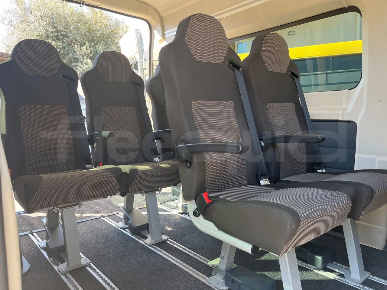 Fiat Ducato 250CENRC HE9RT - Euro 6 - 103 kW - 5.998 mt - single seat detail