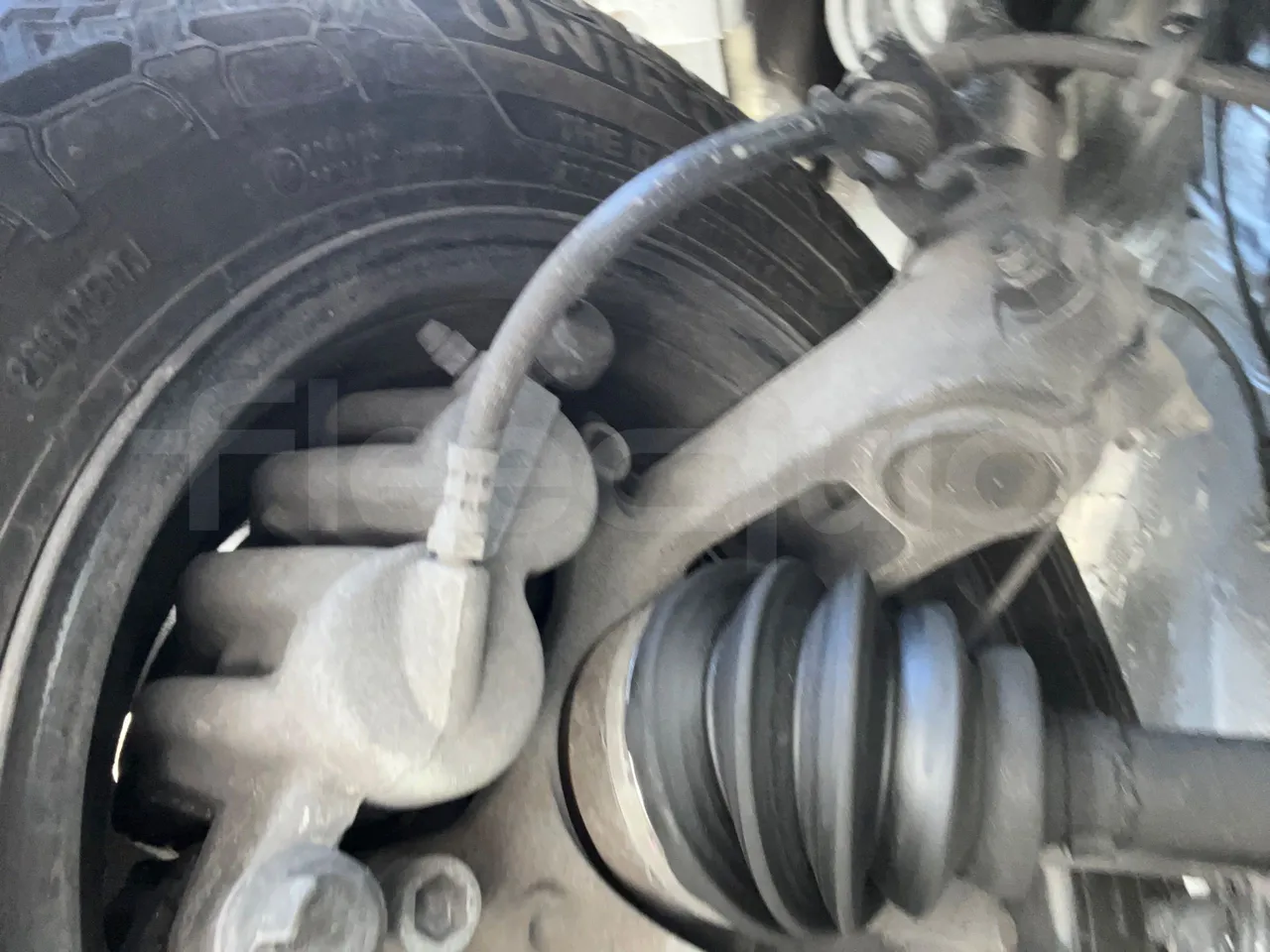 Fiat Ducato 250CENRC HE9RT - Euro 6 - 103 kW - 5.998 mt - front brake calipers left