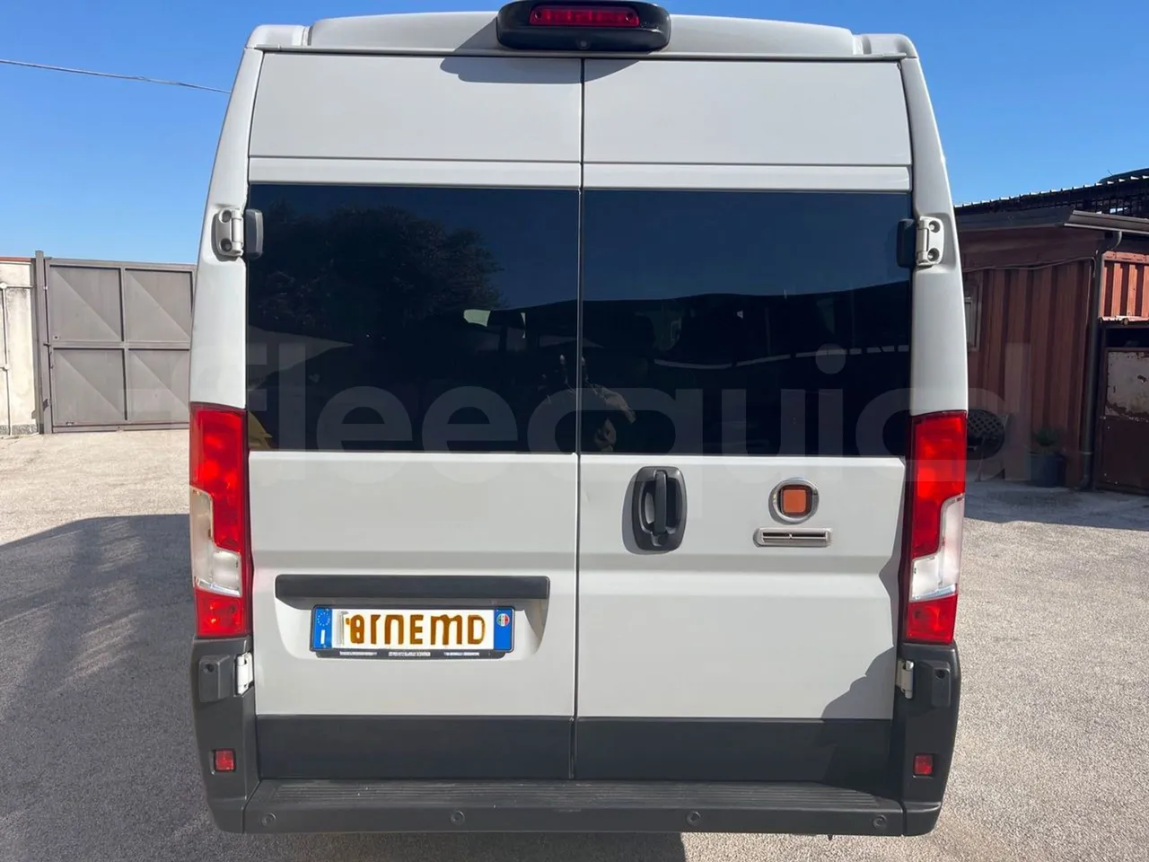 Fiat Ducato 250CENRC HE9RT - Euro 6 - 103 kW - 5.998 mt - rear hatch closed