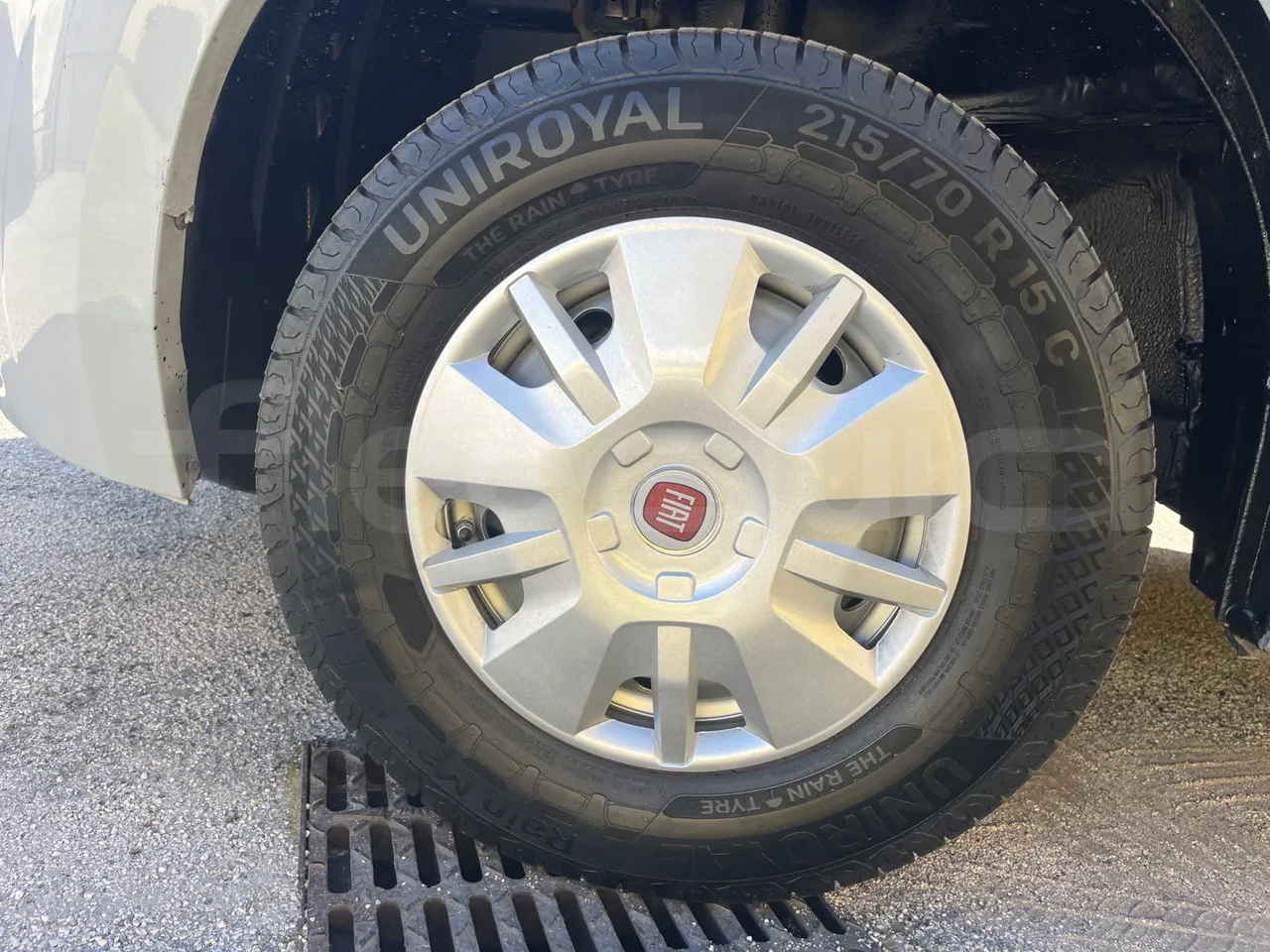 Fiat Ducato 250CENRC HE9RT - Euro 6 - 103 kW - 5.998 mt - front left tire measurements