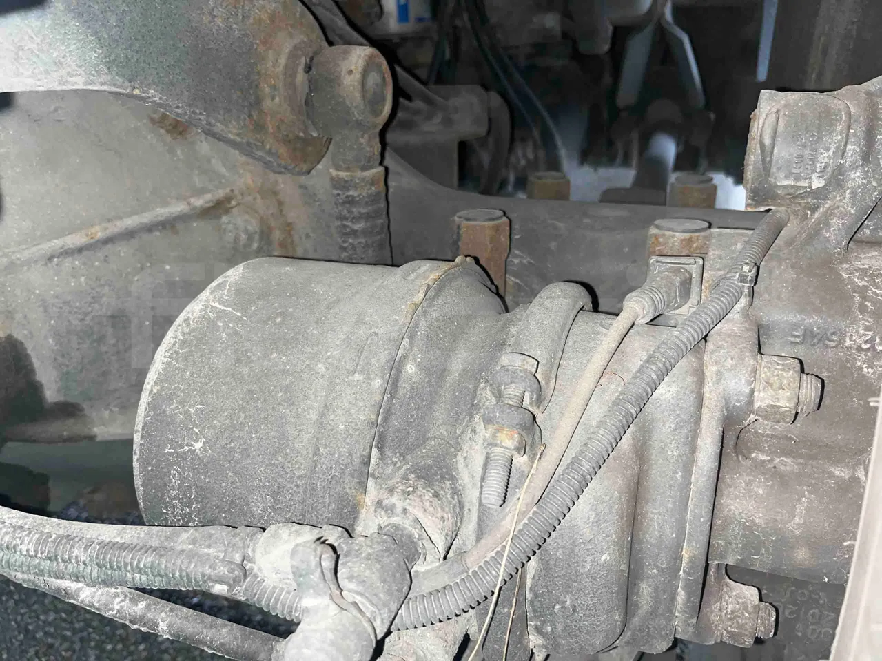 Scania Touring HD - axle 2 caliper brakes right