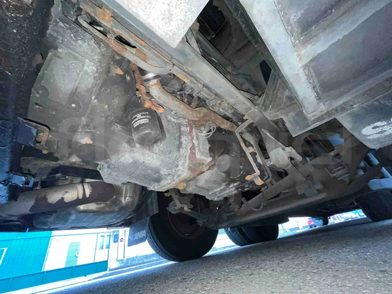 Scania Touring HD - gearbox photo