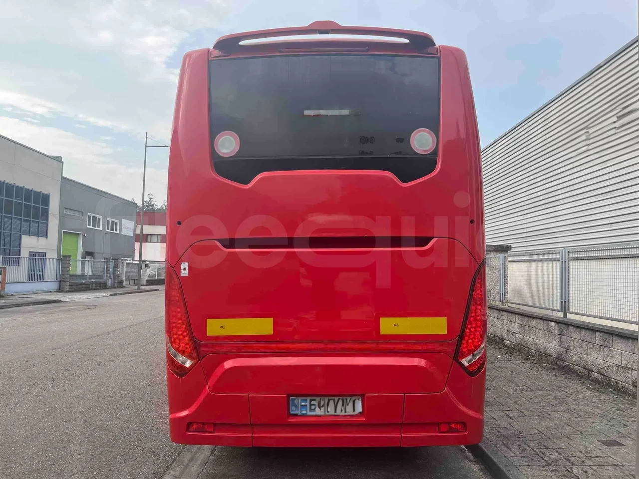 Scania Touring HD - rear hatch closed