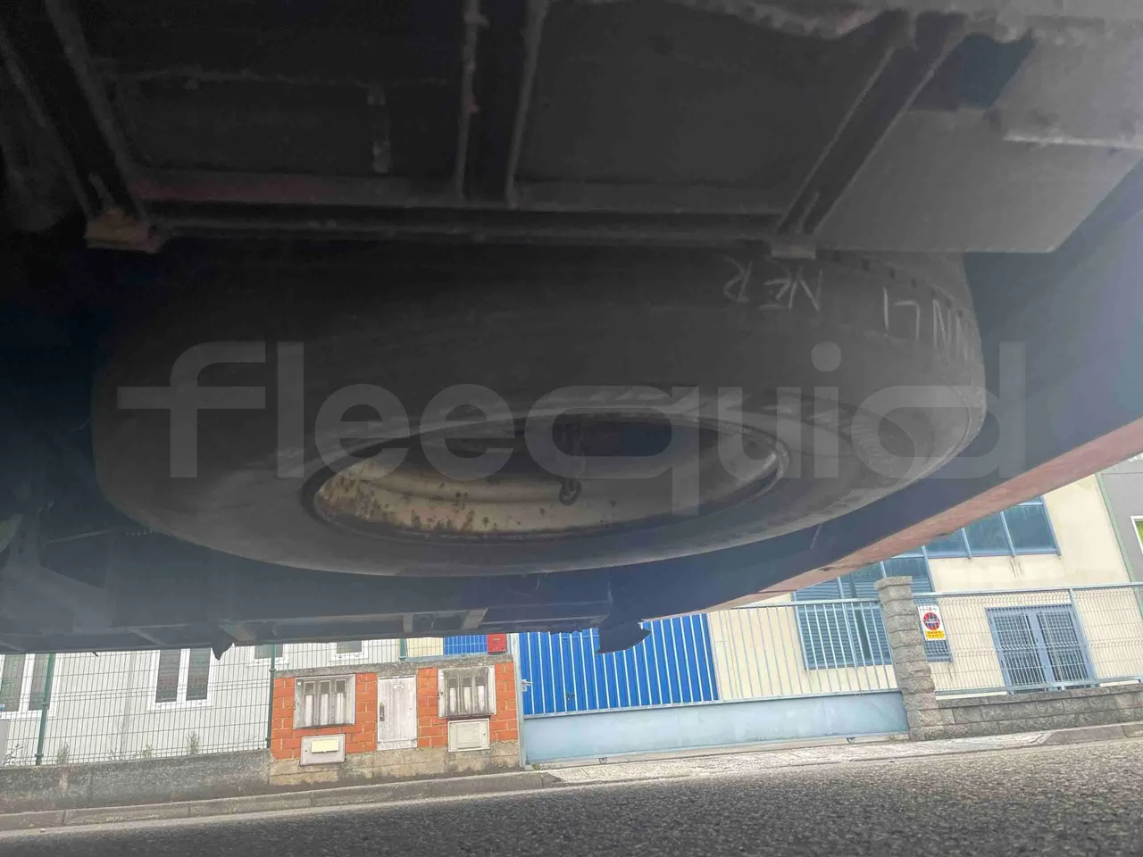 Scania Touring HD - spare wheel