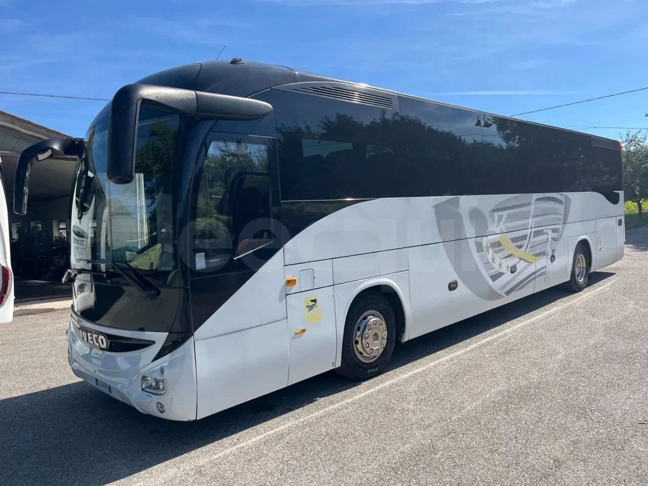 Iveco Magelys - 3/4 front left