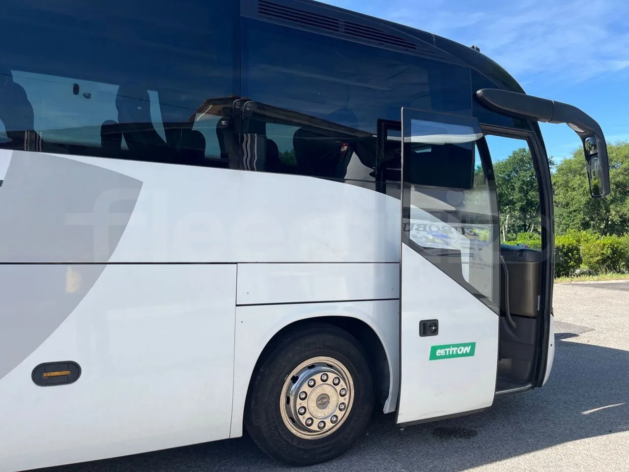 Iveco Magelys - platform open photo